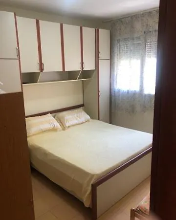 Διαμέρισμα Lili's House Golem, Durres *