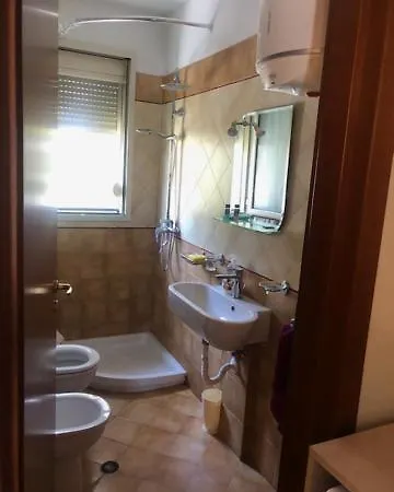 Lili's House Golem, Durres 골렘